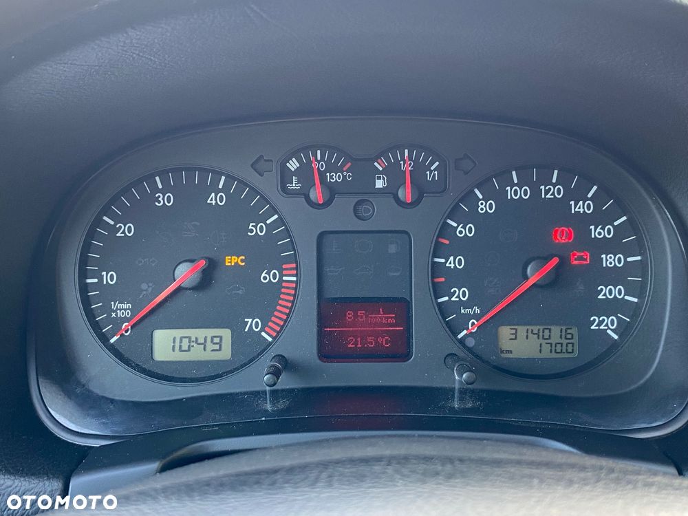 Volkswagen Golf 1.4 Comfortline - 11