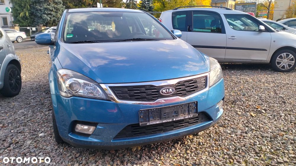 Nissan Micra 2009 photo 5