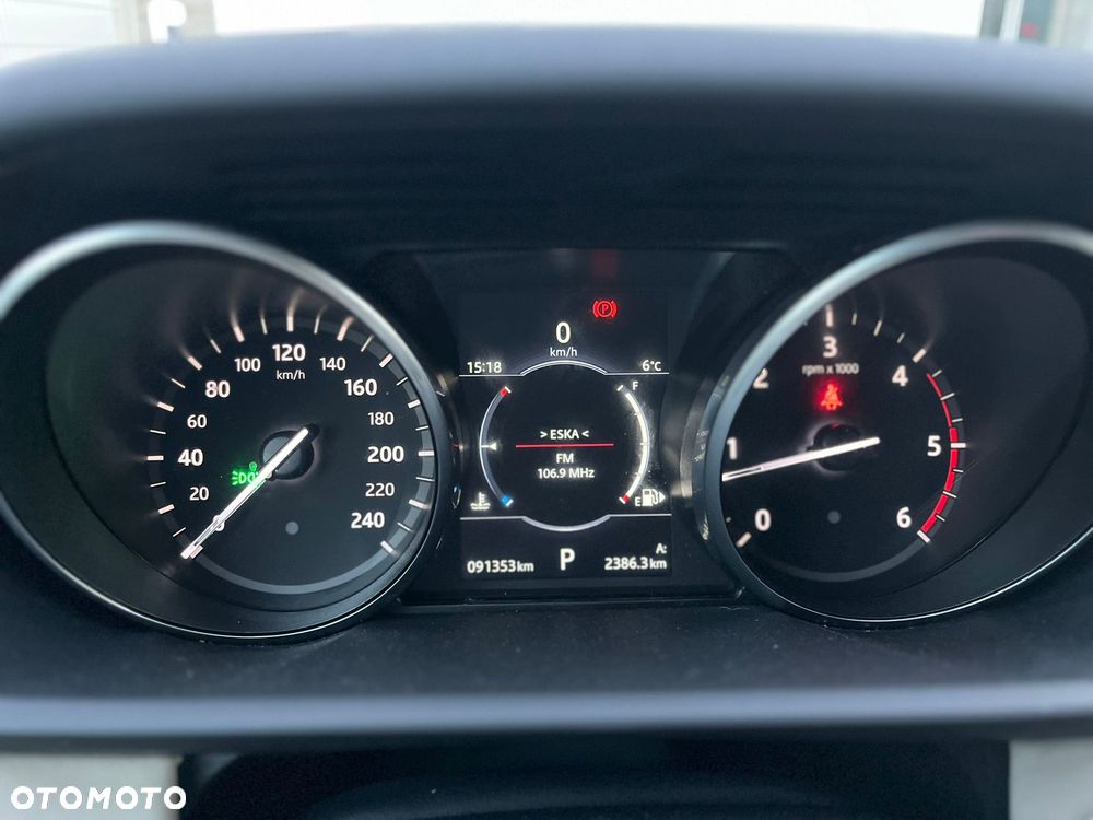 Land Rover Discovery 2.0 Sd4 - 22