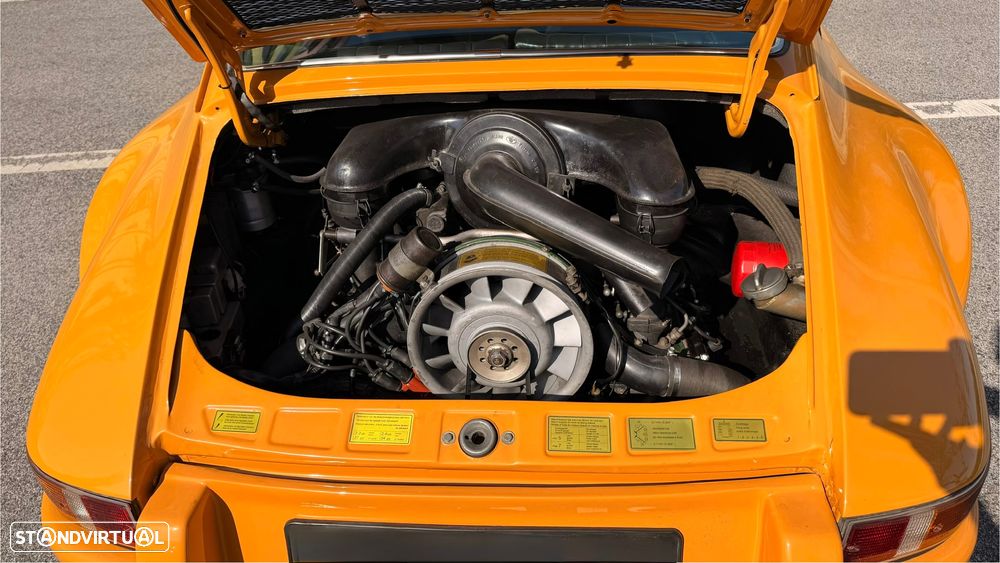 Porsche 911 Série F - 15