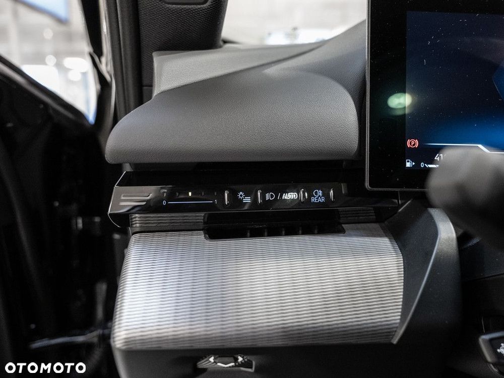 BMW Seria 5 520d xDrive mHEV M Sport - 9