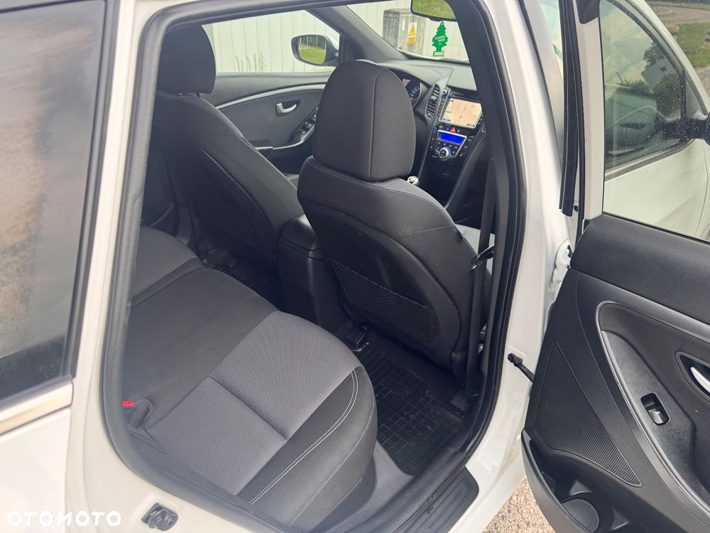 Hyundai i30 1.6 GDI Premium - 21