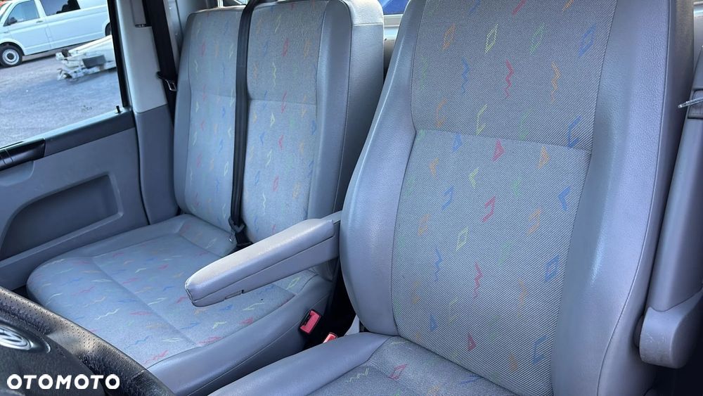 Volkswagen Transporter T5 - 12