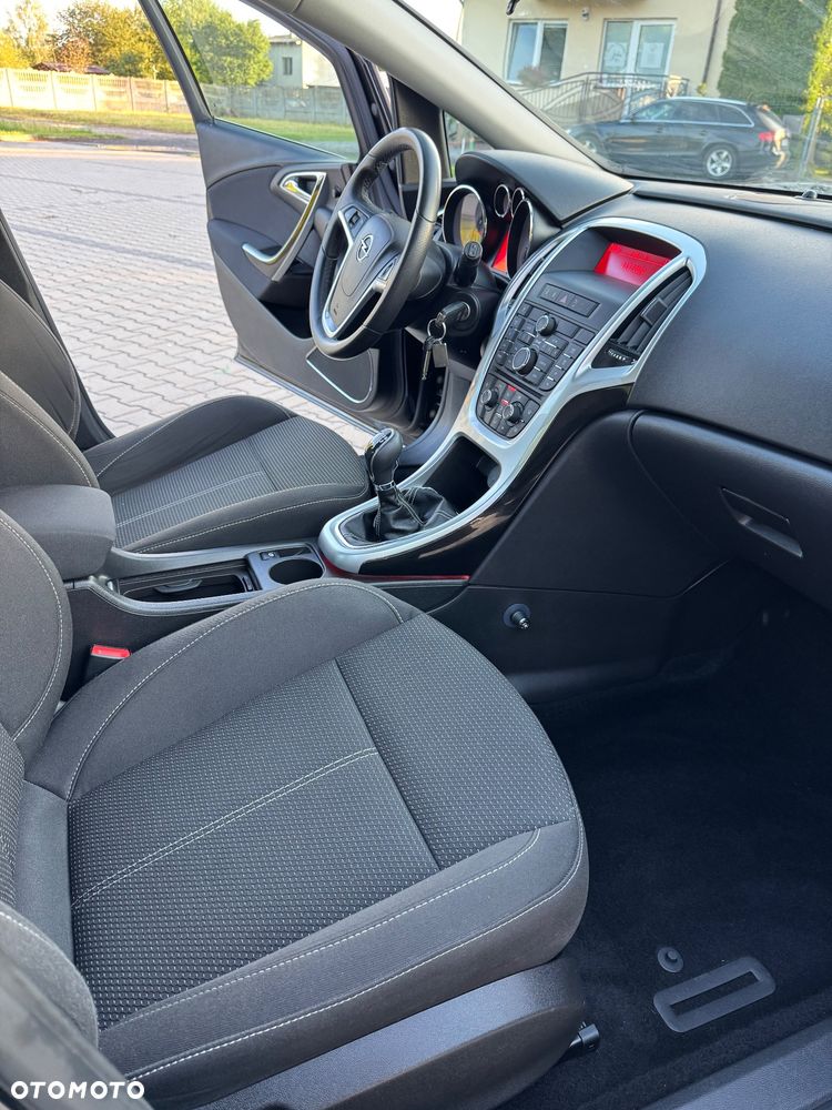 Opel Astra 1.4 Enjoy - 17