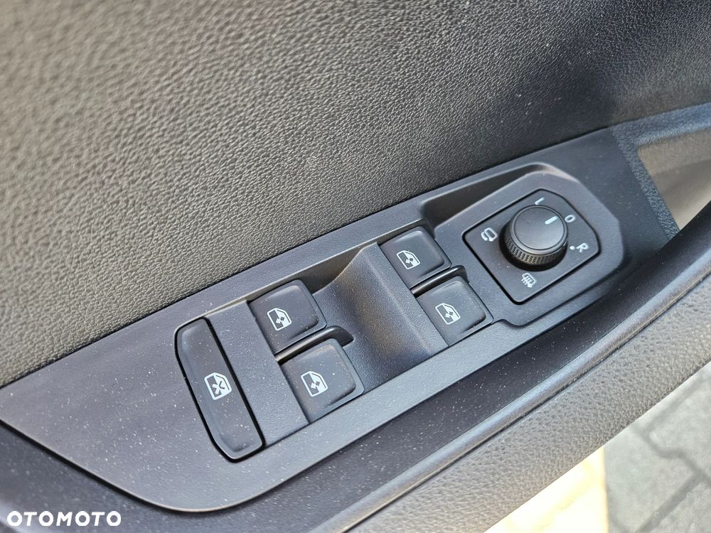 Skoda Karoq 1.5 TSI DSG Tour - 15