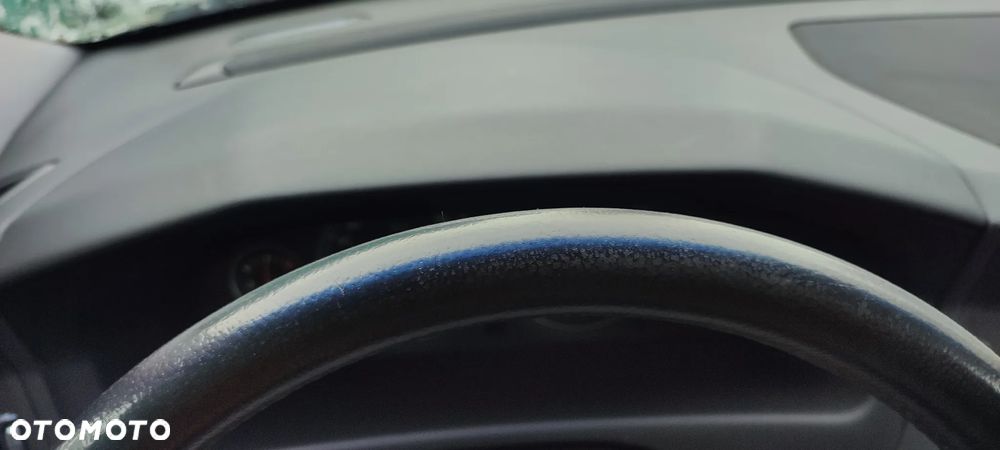 Volvo V70 2.4 Kinetic - 25