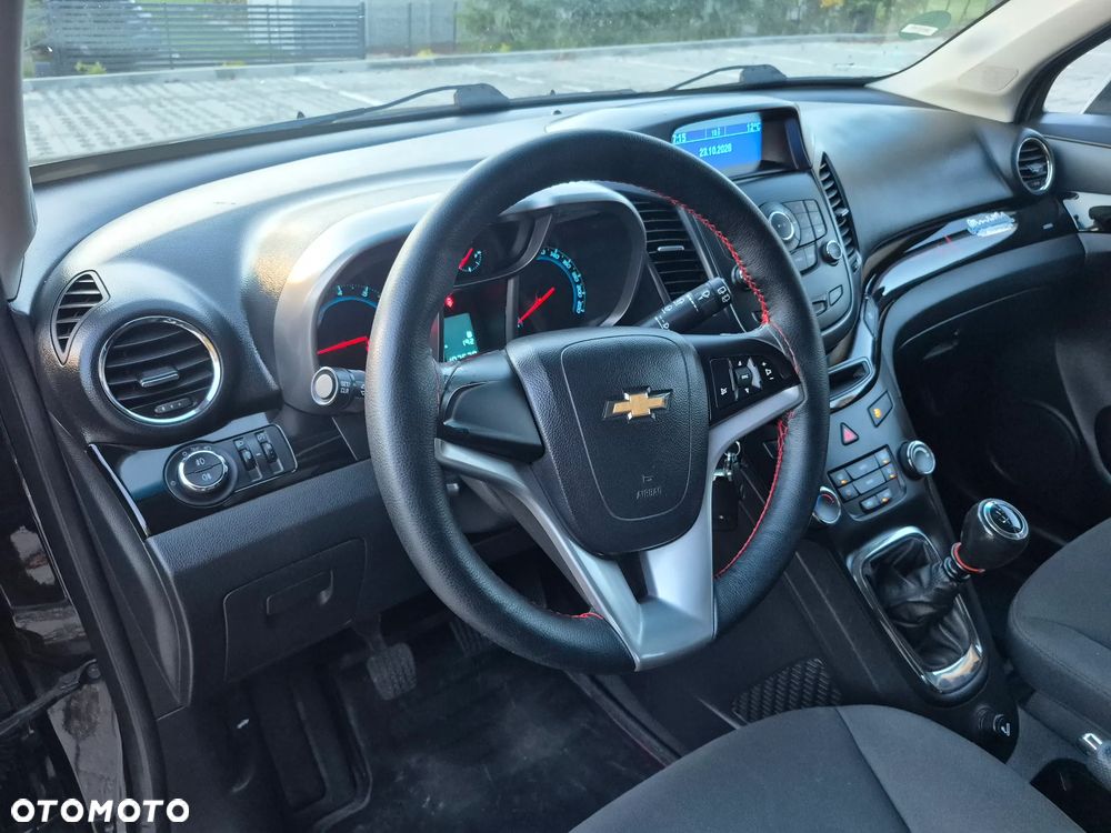 Chevrolet Orlando - 10