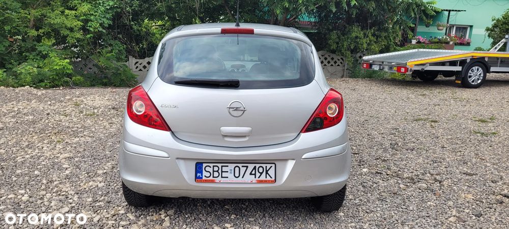 Opel Corsa - 33