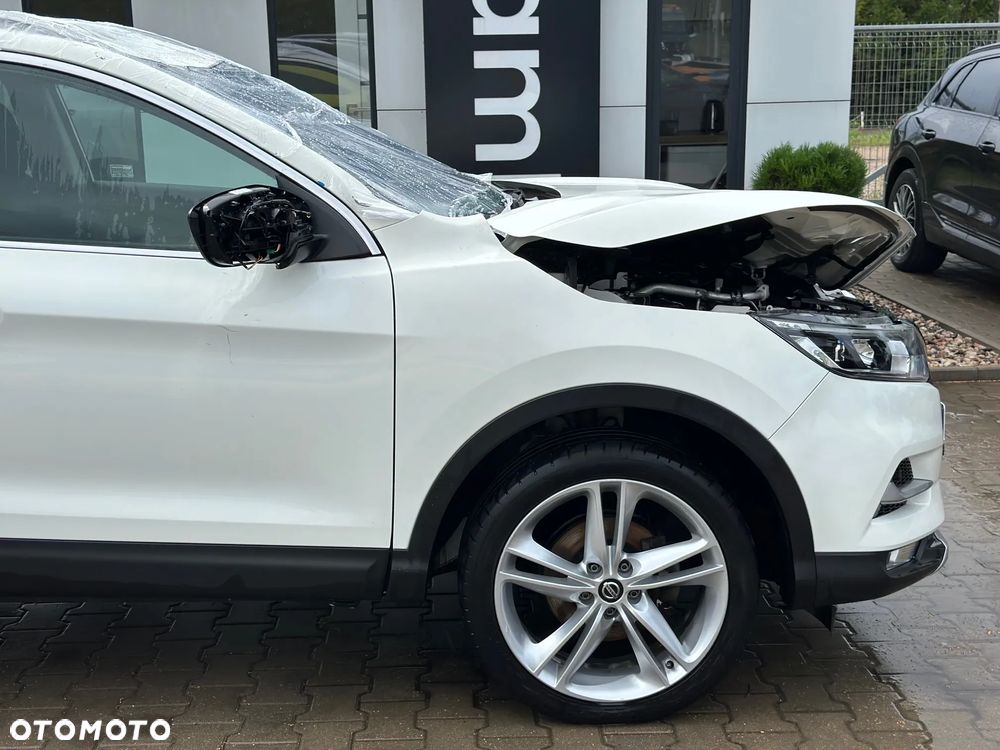 Nissan Qashqai 1.3 DIG-T N-Connecta - 4