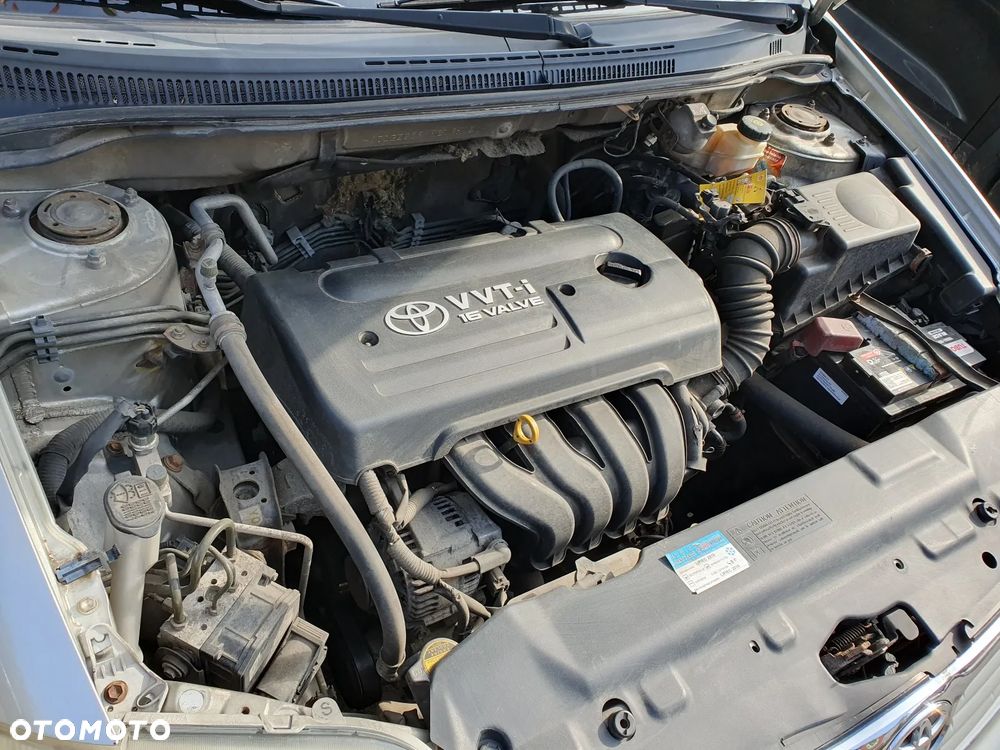 Toyota Corolla 1.6 VVT-i Sol - 13