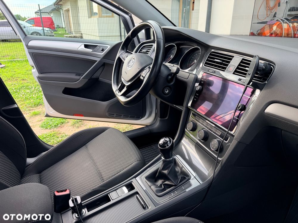 Volkswagen Golf 1.6 TDI BMT IQ Drive - 12