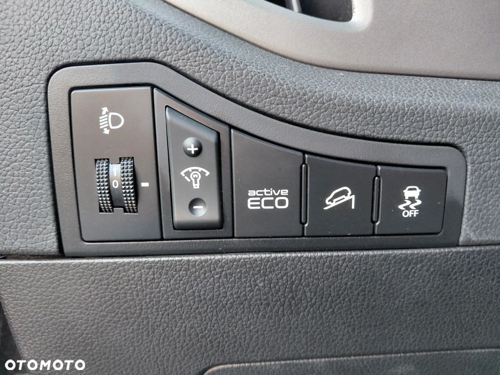Kia Sportage - 16
