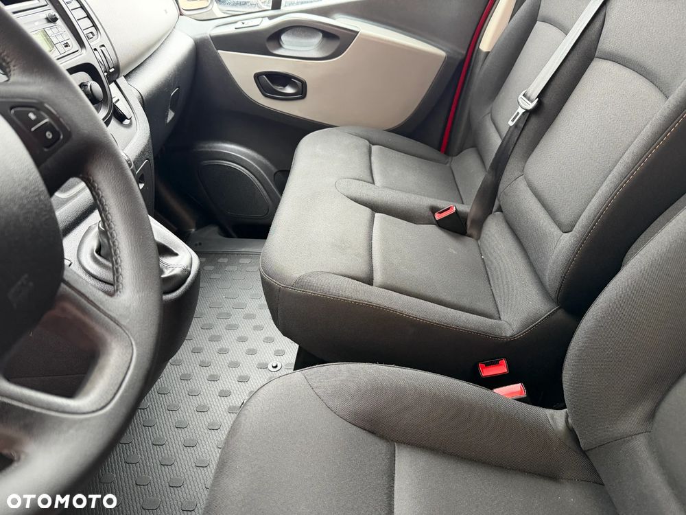 Renault Trafic L2H1 Warsztat - 19