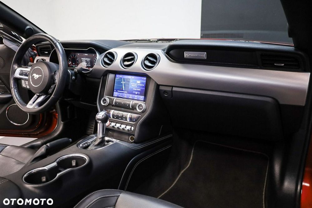 Ford Mustang 5.0 V8 GT - 22