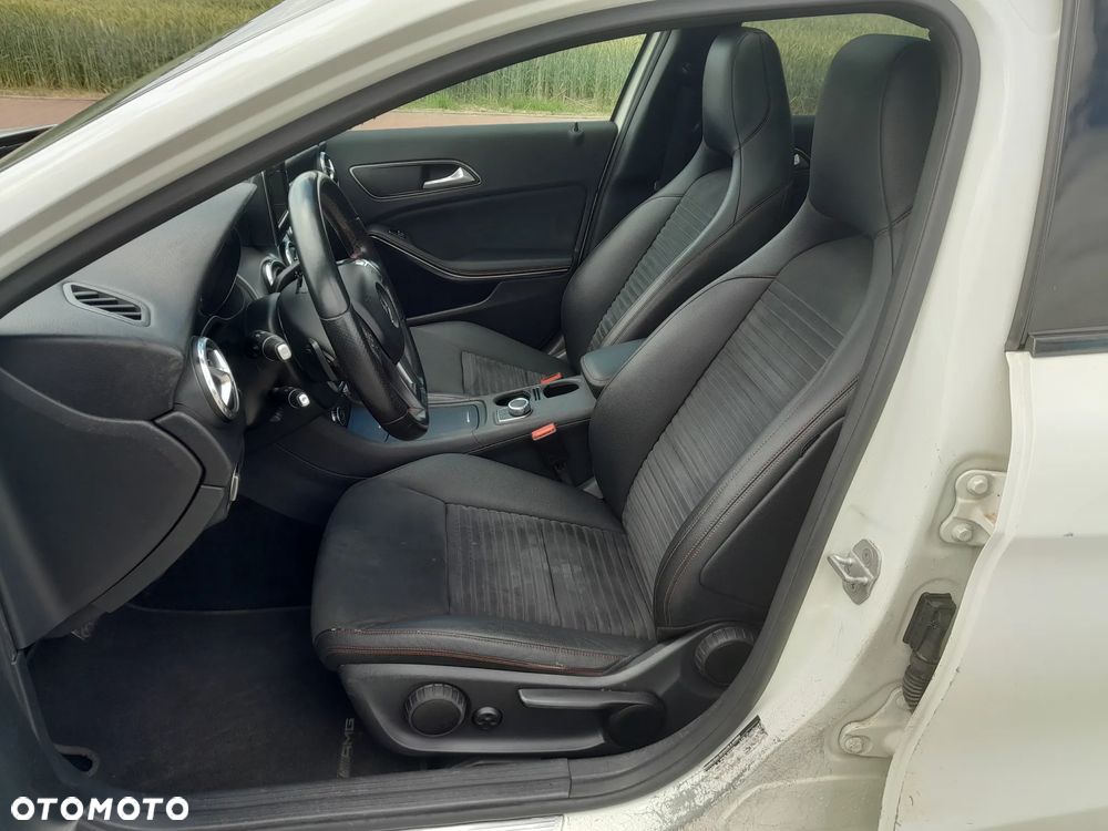 Mercedes-Benz GLA 200 (CDI) d 4-Matic - 15