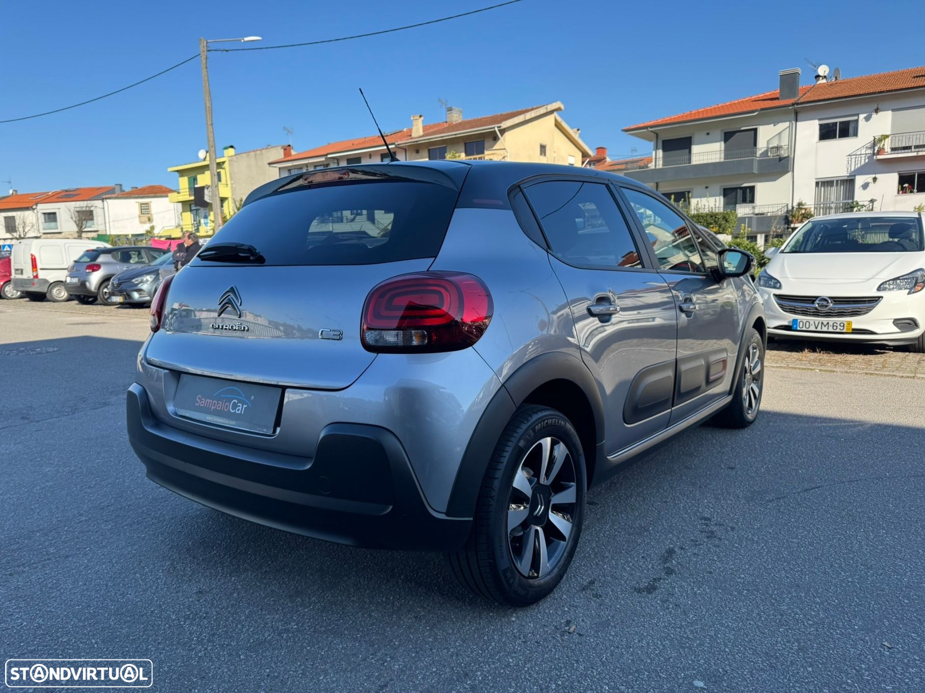 Citroën C3 1.2 PureTech C-Series - 4