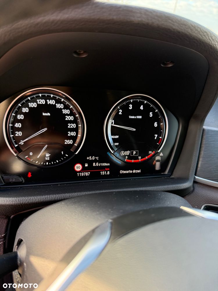 BMW X1 xDrive20i Sport Line - 12