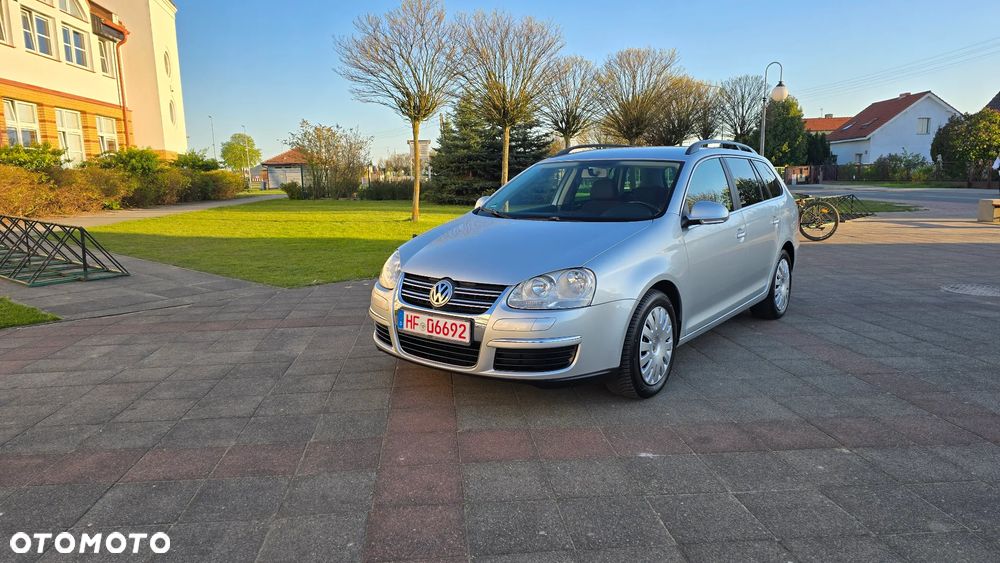 Volkswagen Golf - 36