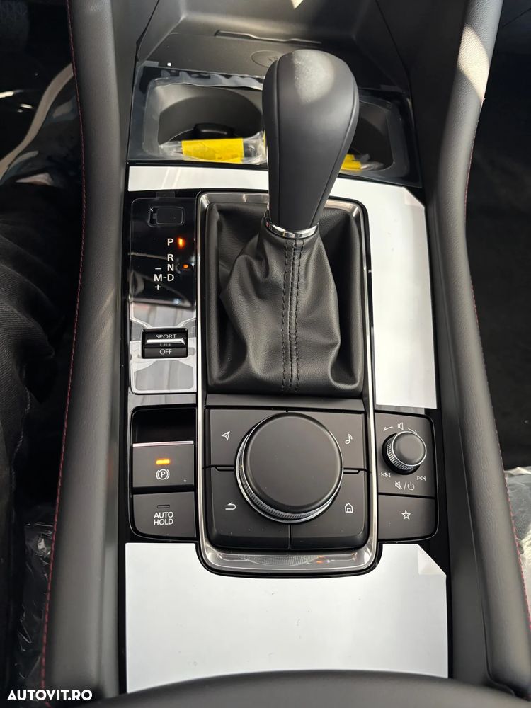 Mazda 3 e-Skyactiv G140 AT MHEV Homura - 14