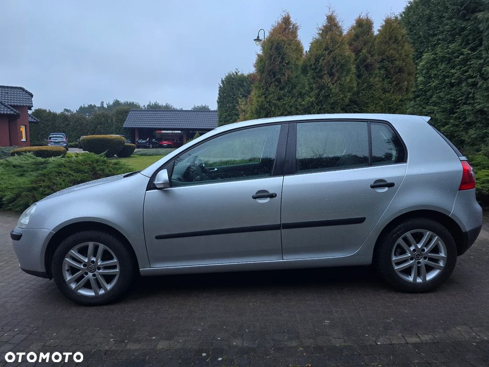 Volkswagen Golf 1.6 Trendline - 4