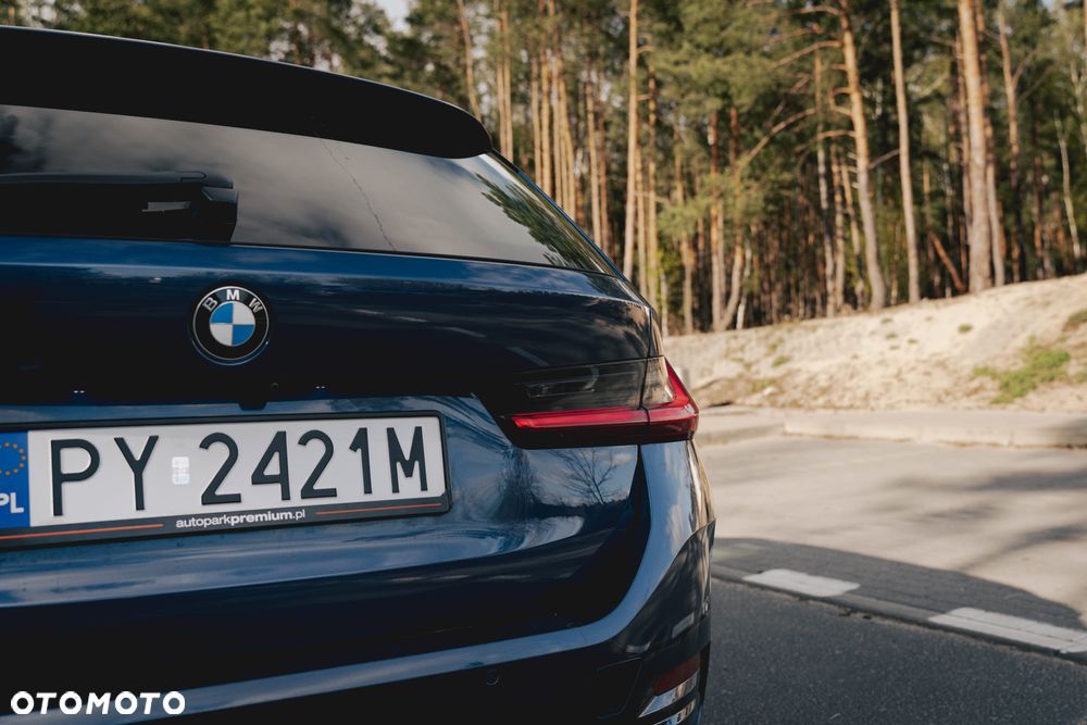 BMW Seria 3 - 33