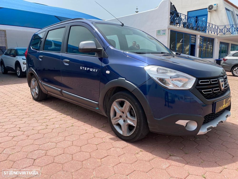 Dacia Lodgy 1.5 Blue dCi Stepway 7L - 4
