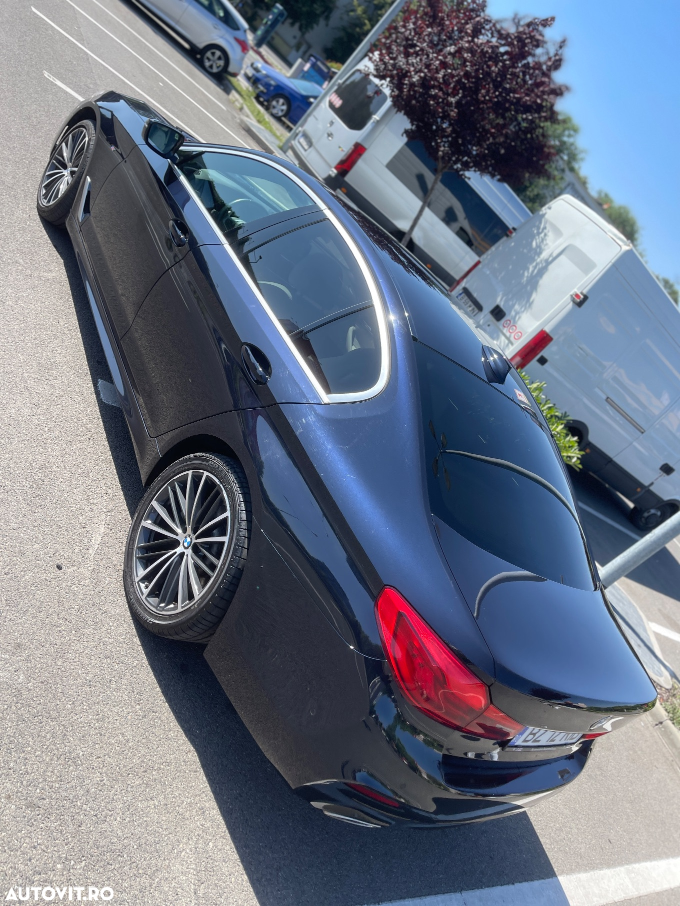 BMW Seria 5 520d xDrive AT - 22
