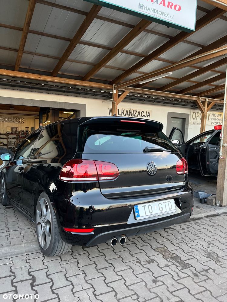 Volkswagen Golf VI 2.0 TDI GTD - 11