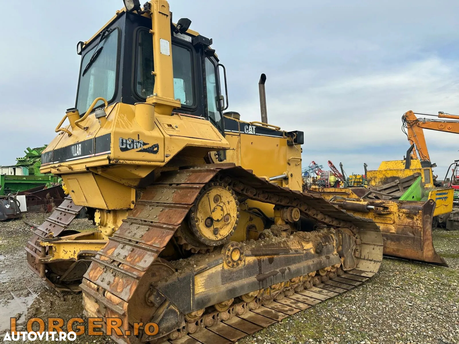 Caterpillar D6M LGP - 2