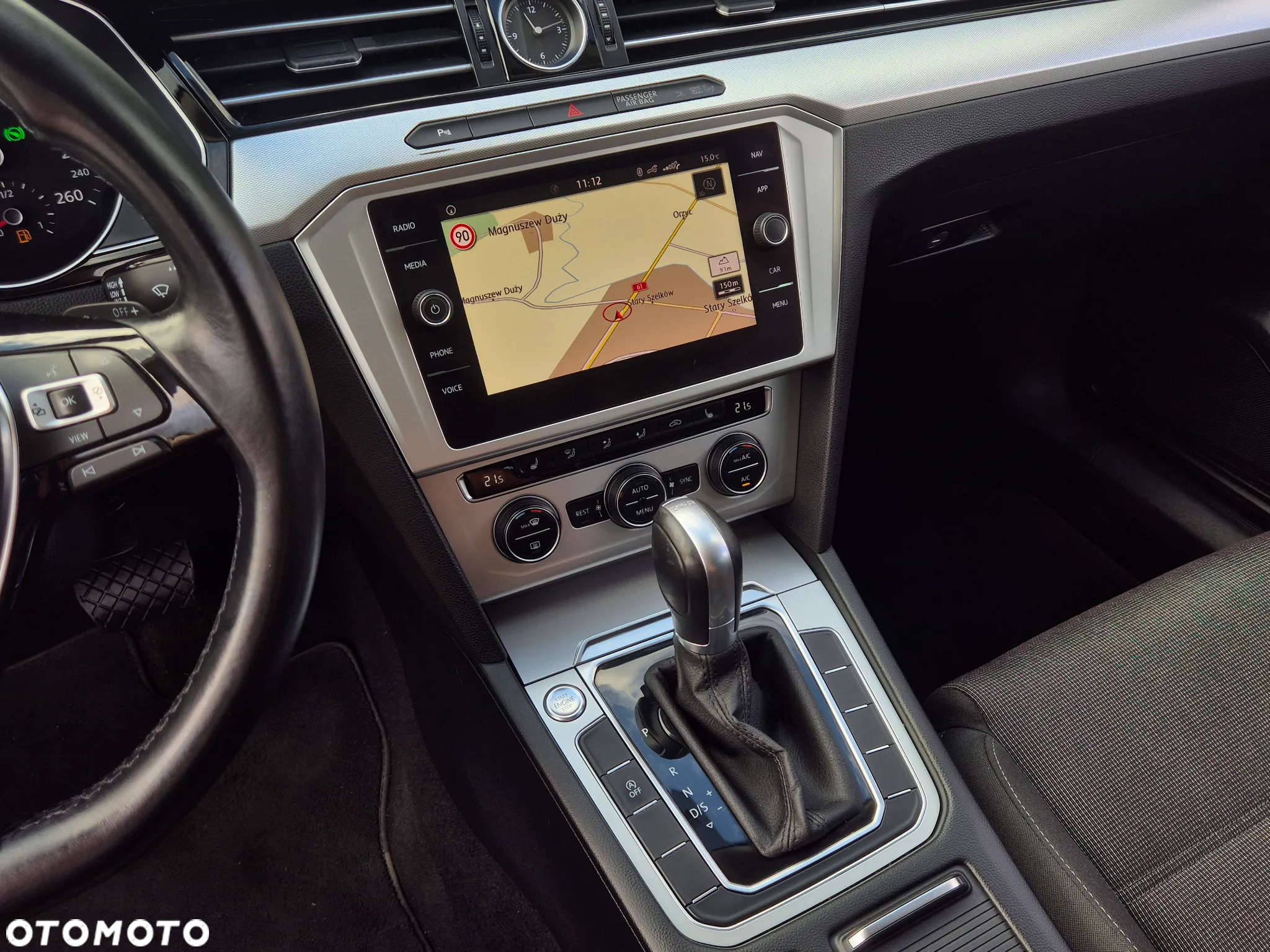Volkswagen Passat Variant 2.0 TDI SCR DSG Elegance - 24