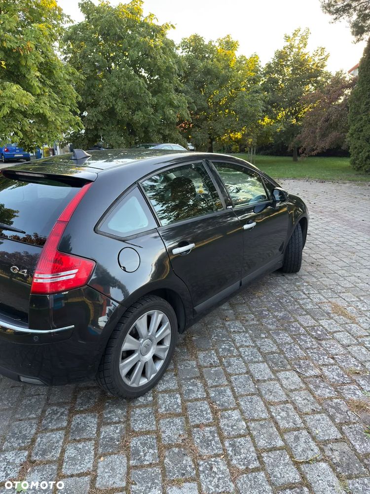 Citroën C4 2.0 HDi Exclusive - 6