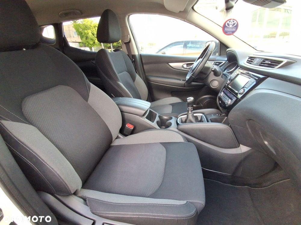 Nissan Qashqai 1.3 DIG-T Tekna EU6d - 10