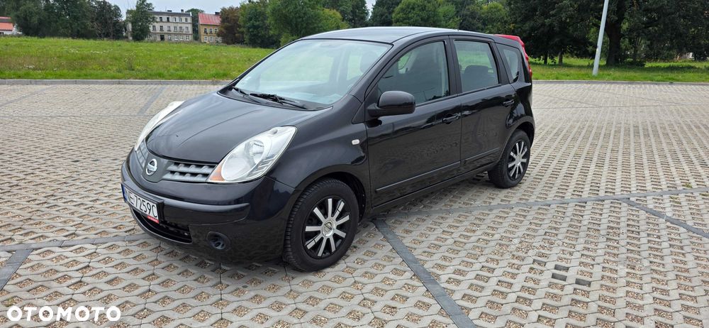 Nissan Note - 1