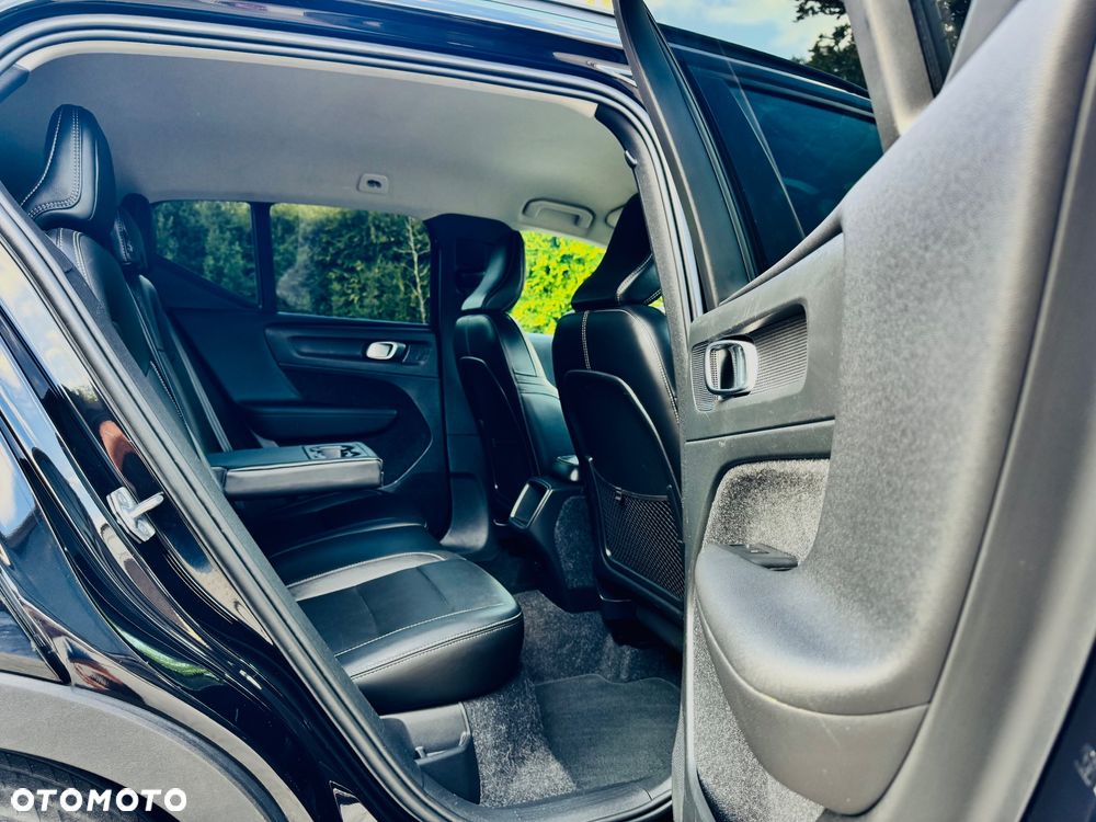 Volvo XC 40 D3 Momentum Pro - 31