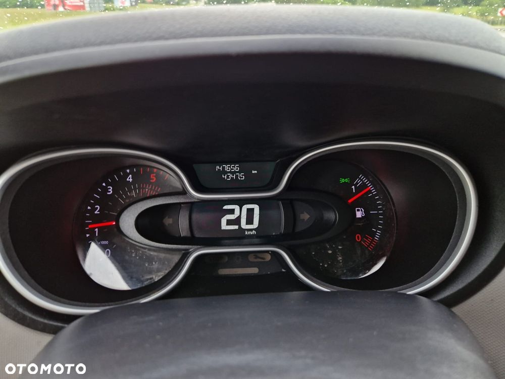 Renault Trafic - 15