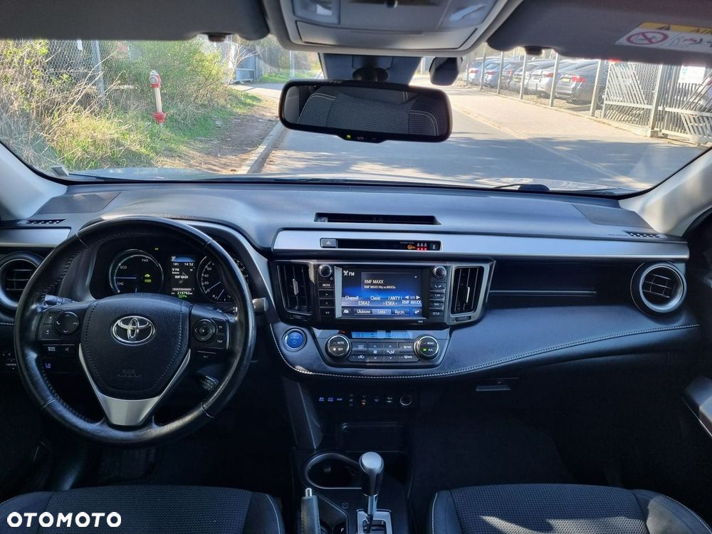 Toyota RAV4 - 17