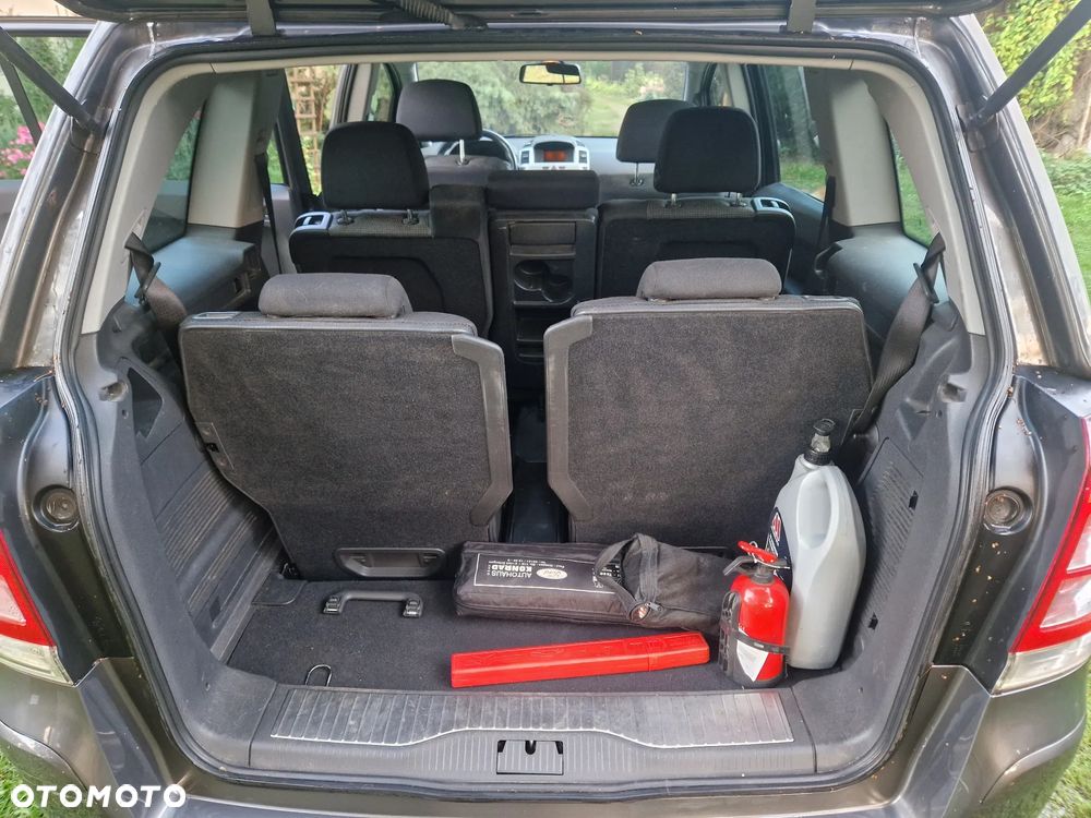 Opel Zafira - 12
