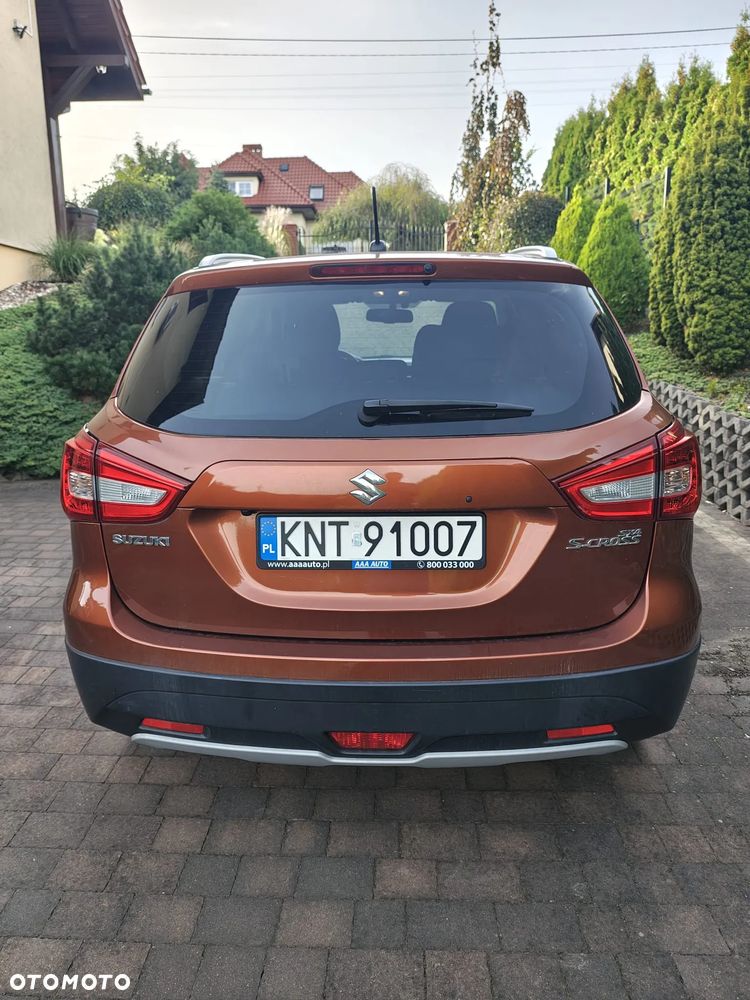 Suzuki SX4 S-Cross 1.0 T Premium - 4