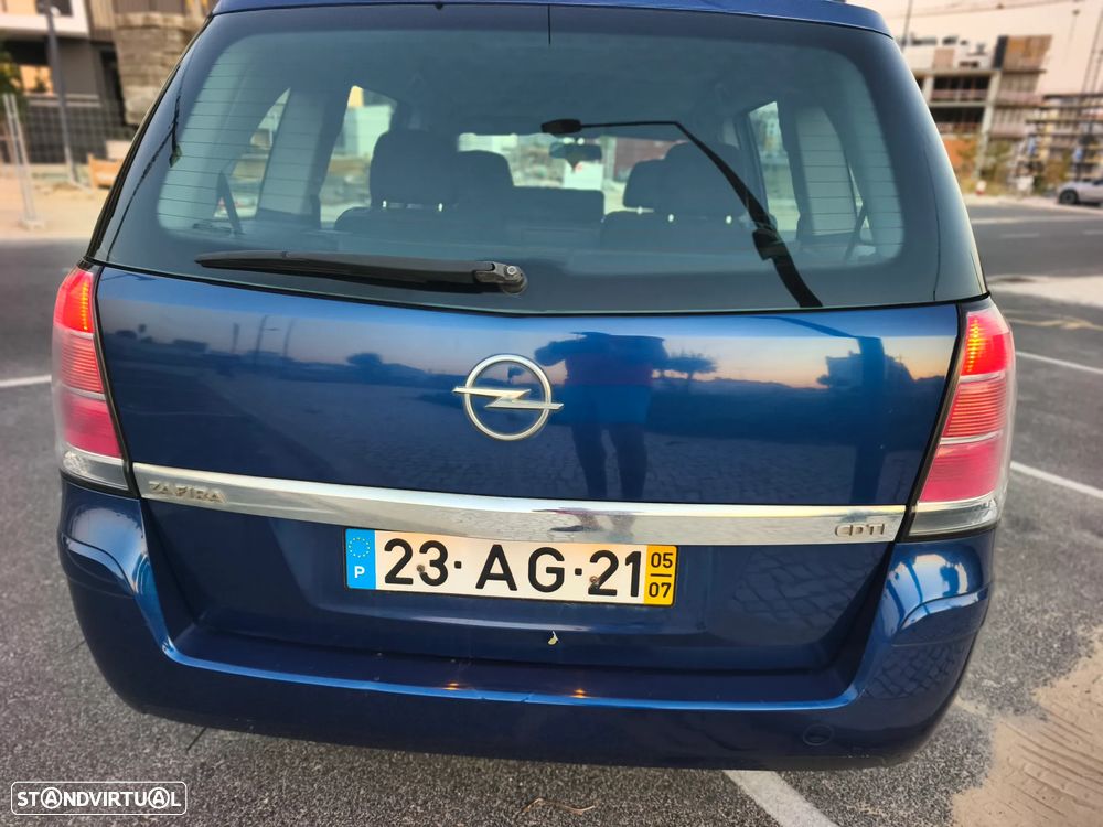 Opel Zafira 1.9 CDTi Enjoy - 33