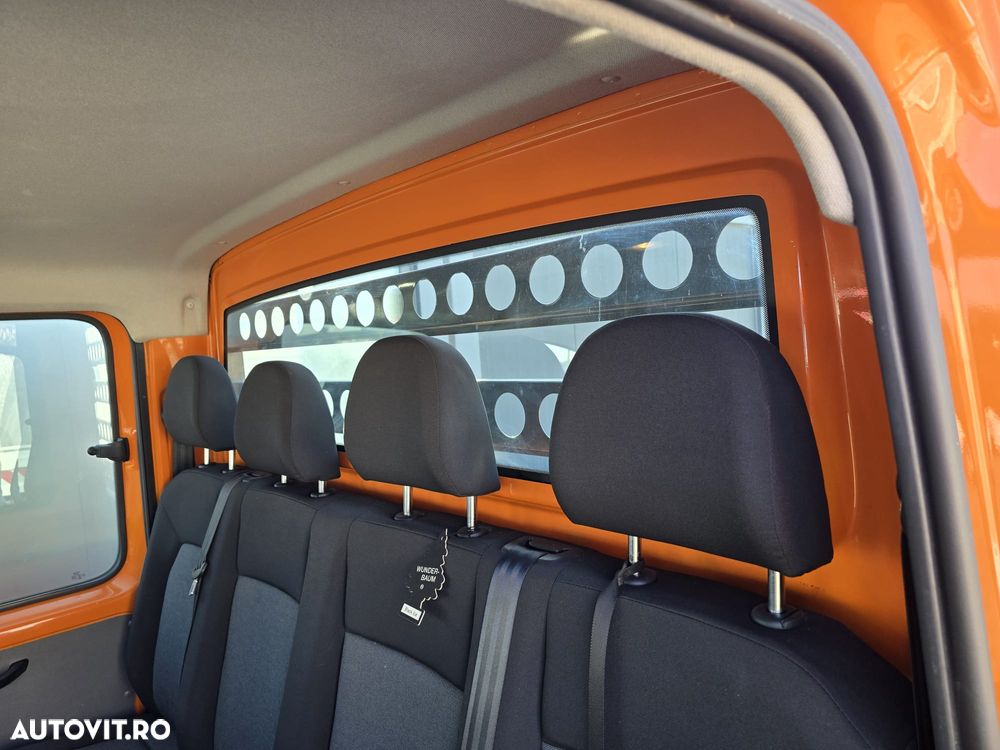 Volkswagen Crafter 140 CP doka 6 loc. bena 2,7 m. 2019 - 23