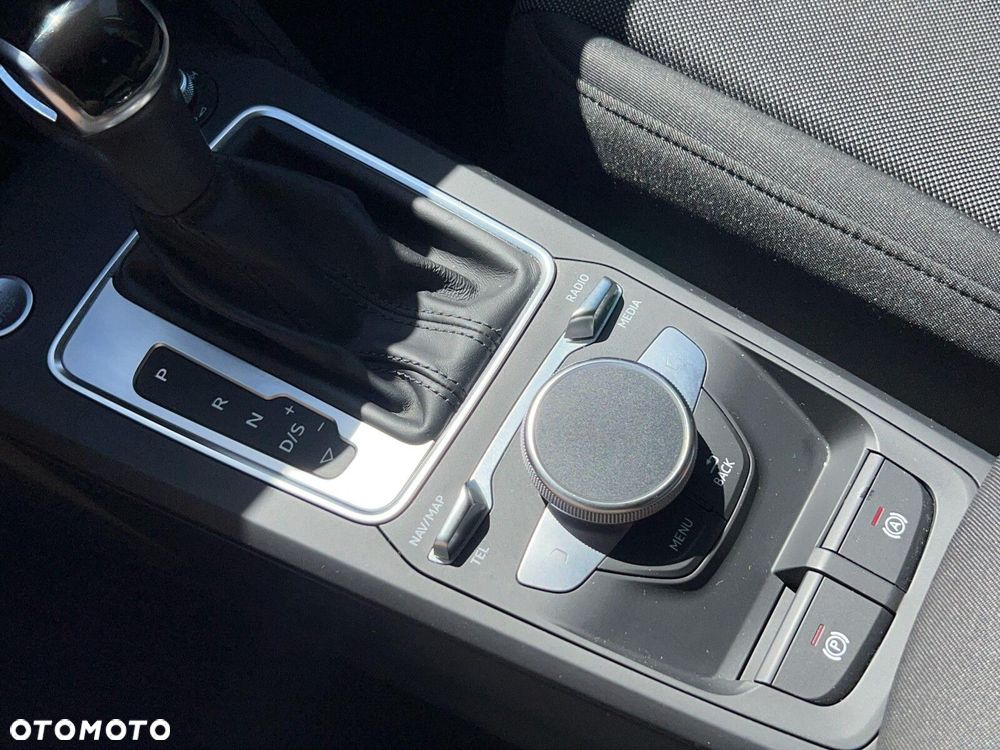 Audi Q2 35 TFSI S tronic - 28