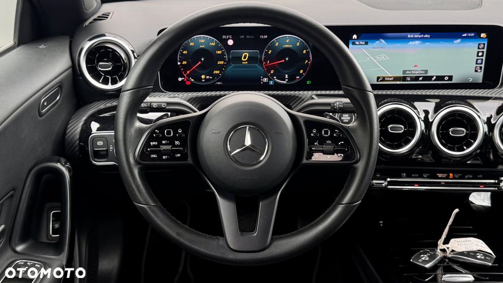 Mercedes-Benz CLA 200 7G-DCT Edition Progressive Line - 6