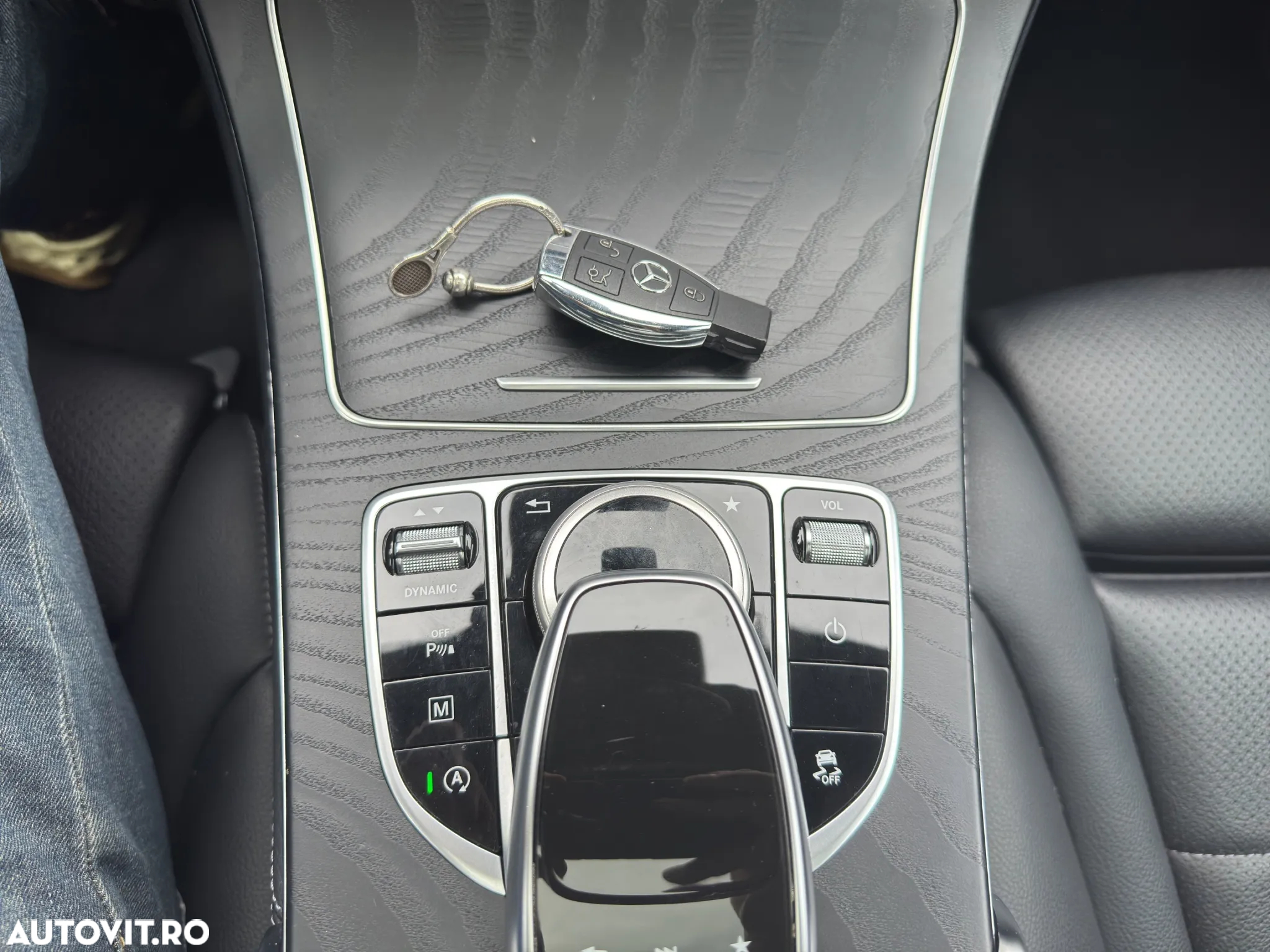 Mercedes-Benz GLC Coupe 250 4Matic 9G-TRONIC - 24