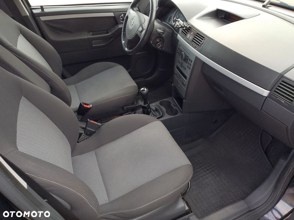 Opel Meriva 1.8 Enjoy - 27