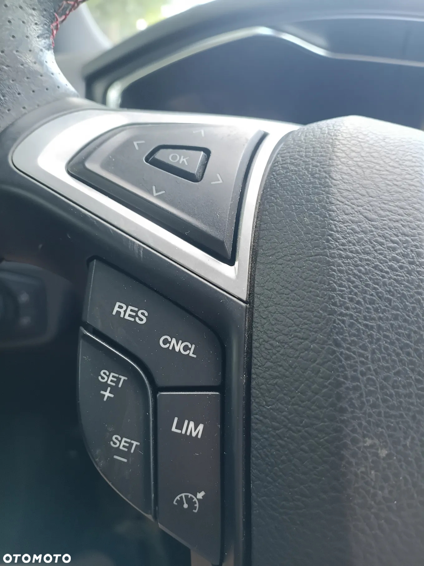 Ford Mondeo 1.5 EcoBoost ST-Line X - 22