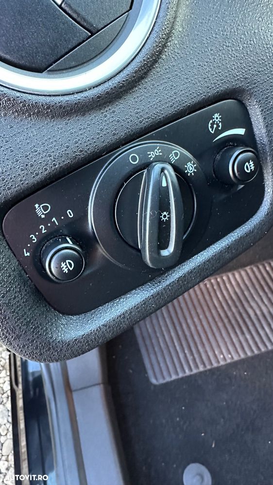 Ford Fiesta 1.0 EcoBoost Powershift Titanium - 17