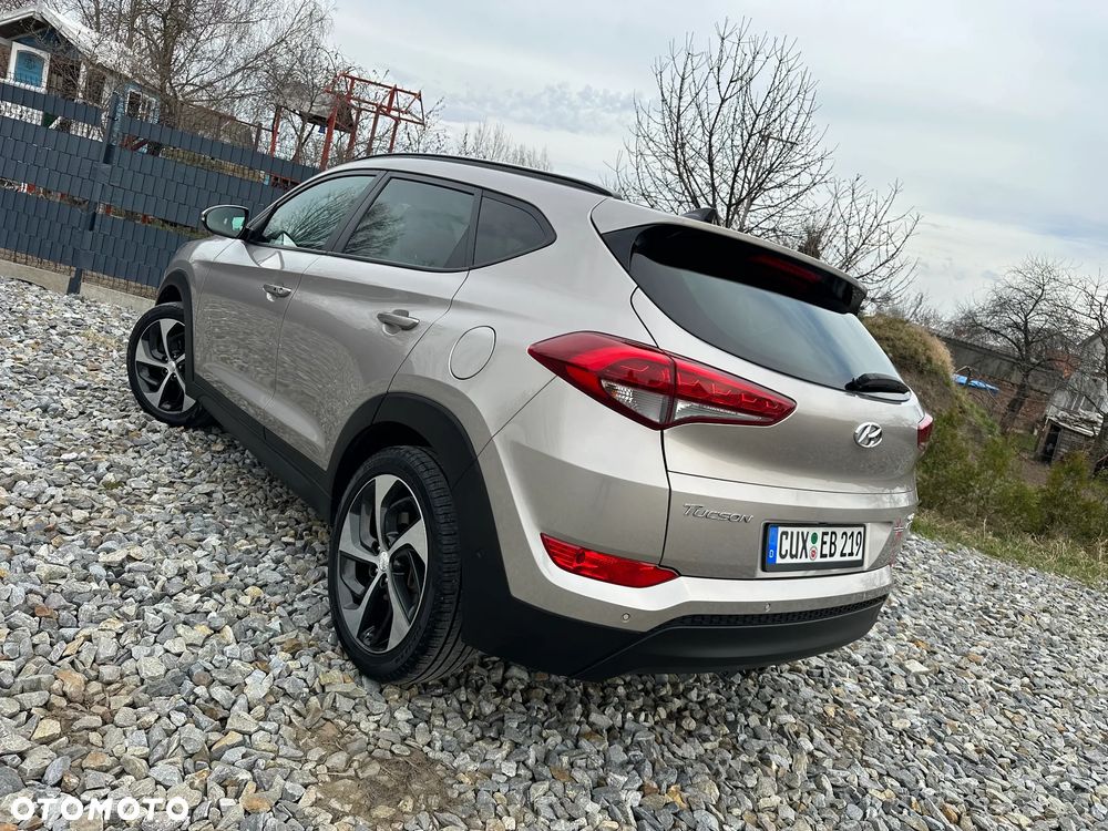 Hyundai Tucson blue 2.0 CRDi 4WD Premium - 23