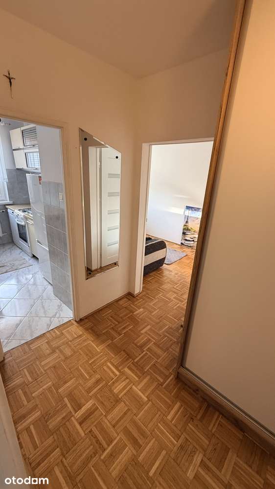 Kamionek osiedle zamknięte. 2 pokoje (39m2) z balkonem-Bez pośredników