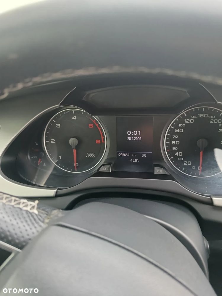 Audi A4 Allroad 2.0 TDI Quattro - 6