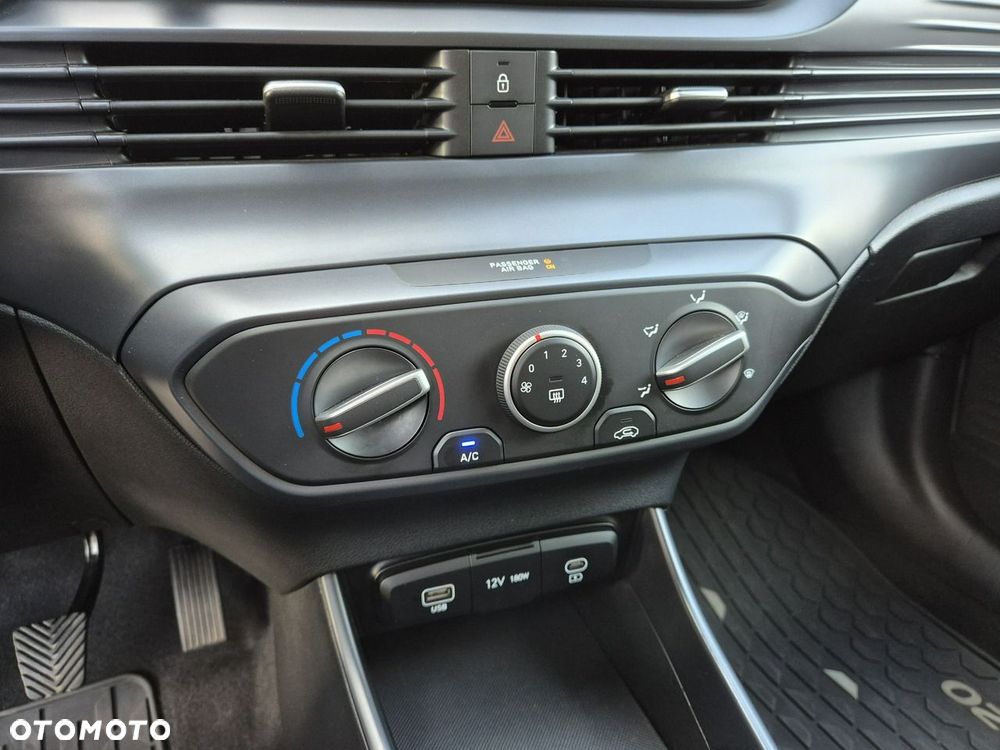 Hyundai i20 1.2 Modern - 32